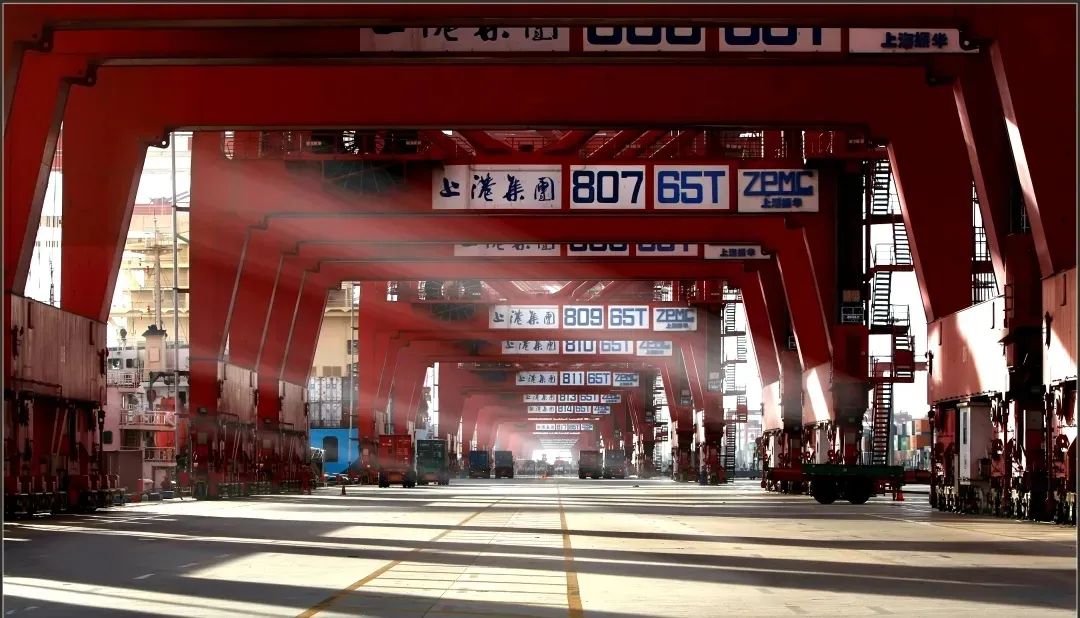 首單！臥龍電驅(qū)港口岸電項目正式進(jìn)軍海外市場(圖1)