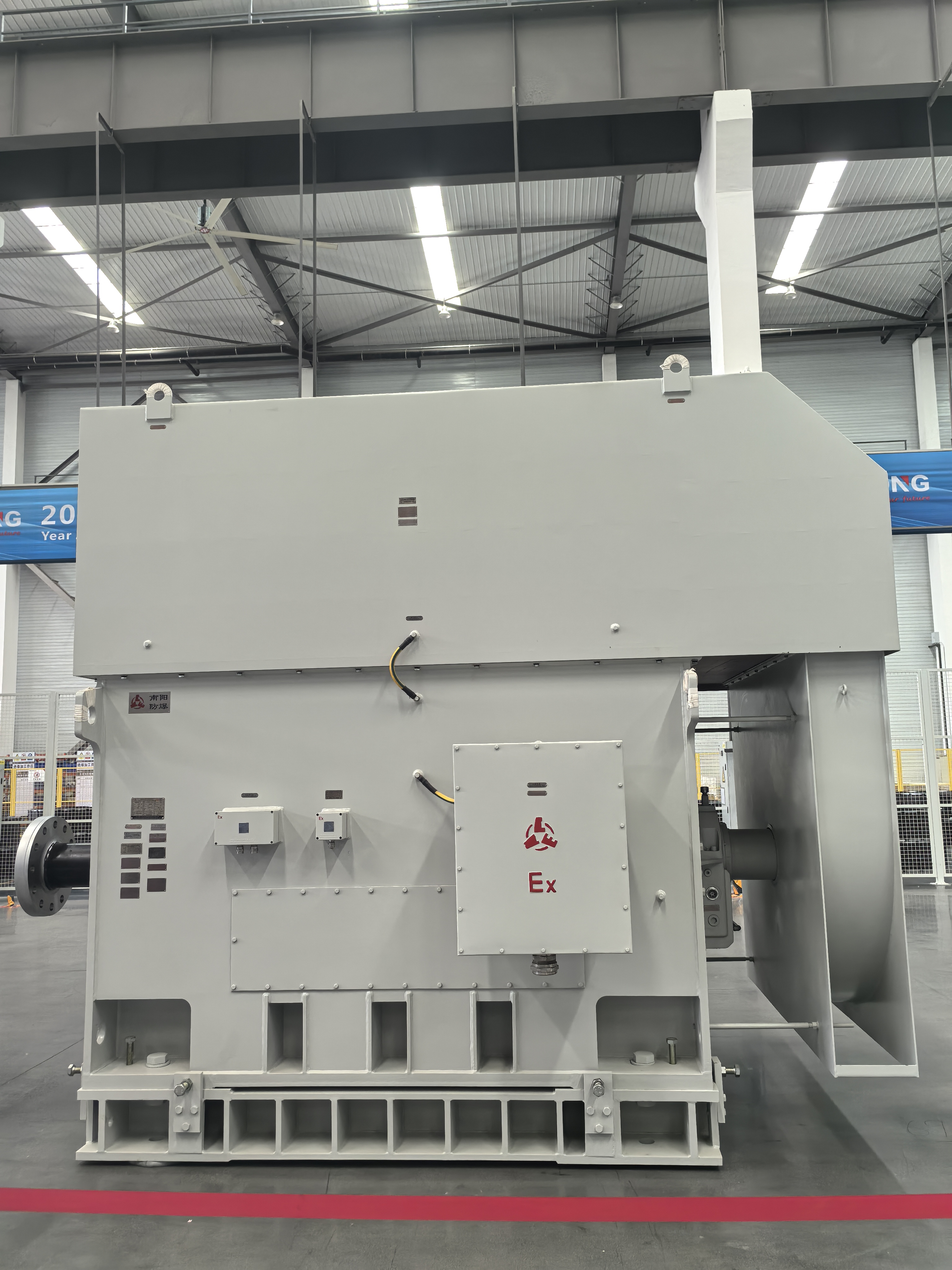 老設(shè)備還在拼命跑電節(jié)能改造電動(dòng)機(jī)一換就見效，降本又提效！